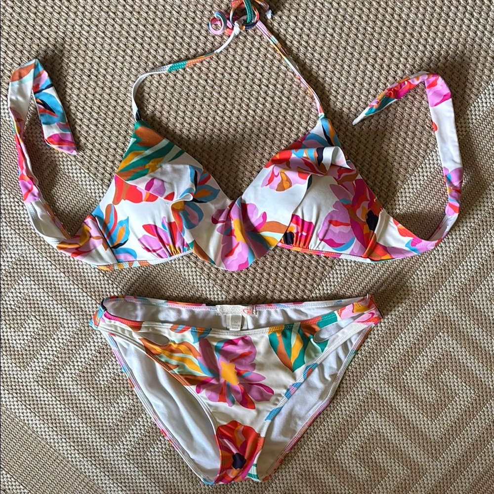 Gianni Bini Floral Bikini Set
